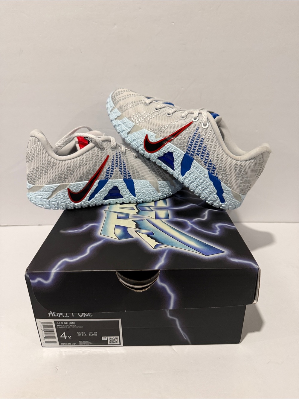 Ja 3 ‘Outer Space’ (GS) Sz:  4 / 4.5 / 5 (IQ0839-001)